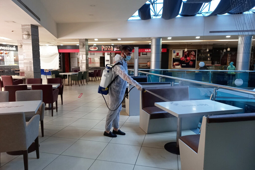 ESNAFIN YANINDA OLMAYA DEVAM EDECEĞİZ