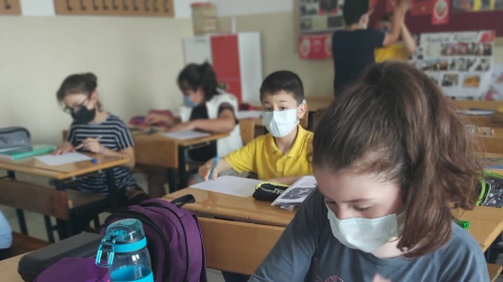 ALTIN YAPRAK İLKOKULU'N DA MERAK EDİLEN SORULAR