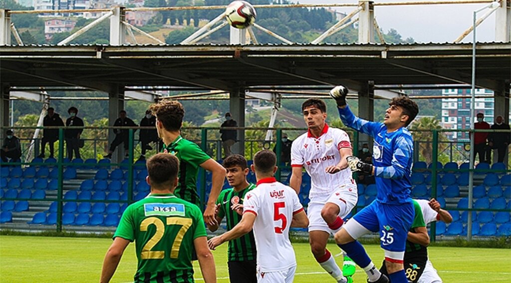 SAMSUNSPOR U 19 AKHİSARSPOR'A GOL OLUP YAĞDI ! 7- 1