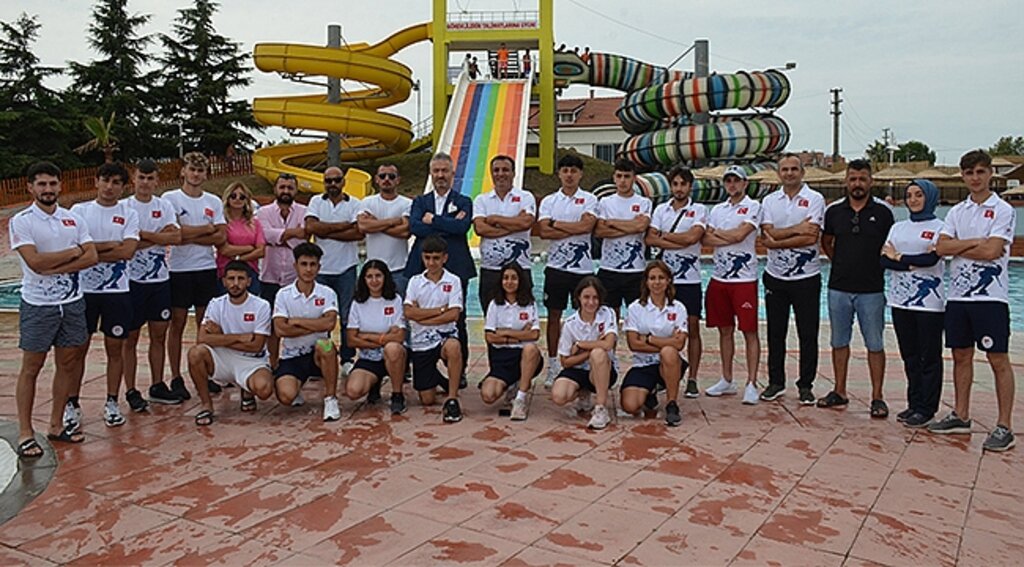 Short Track Milli Takımını 19 Mayıs İlçesinde