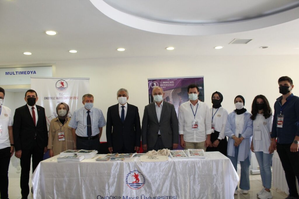 OMÜ’den Yeni Öğrencilere Sıcak Karşılama