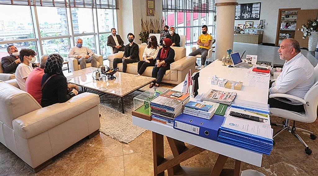 Sandıkçı YKS'de Derece Yapan Öğrencileri Ödüllendirdi