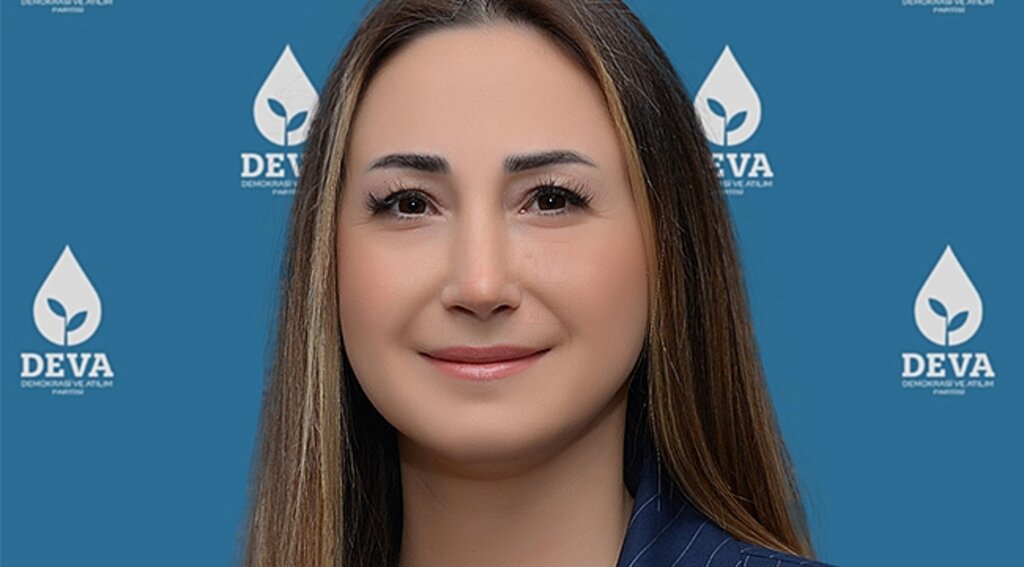 TÜRK: MAALESEF HER AÇIKLAMARINDA BİR NEFRET SÖYLEMİ VE HAKARET VAR!