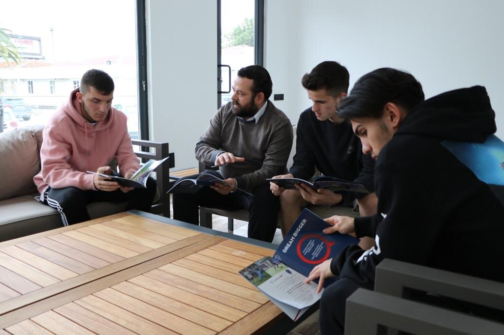 American Life Samsunspor'un genç yeteneklerinin yanında