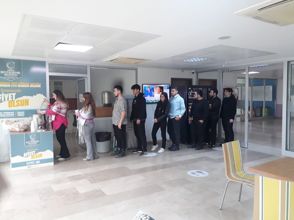 GENÇLERİN ÇORBASI BÜYÜKŞEHİR'DEN