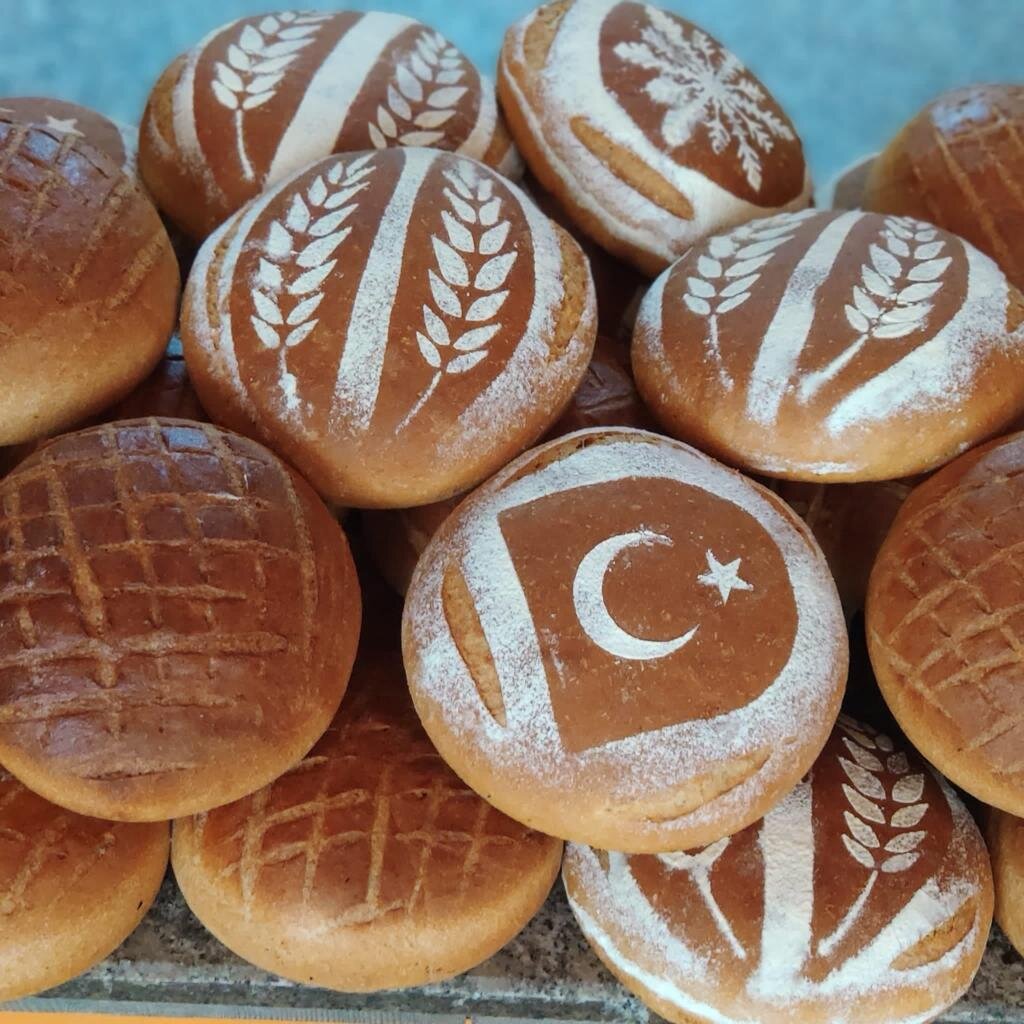 SİYEZ EKMEĞİ FIRINLARDA