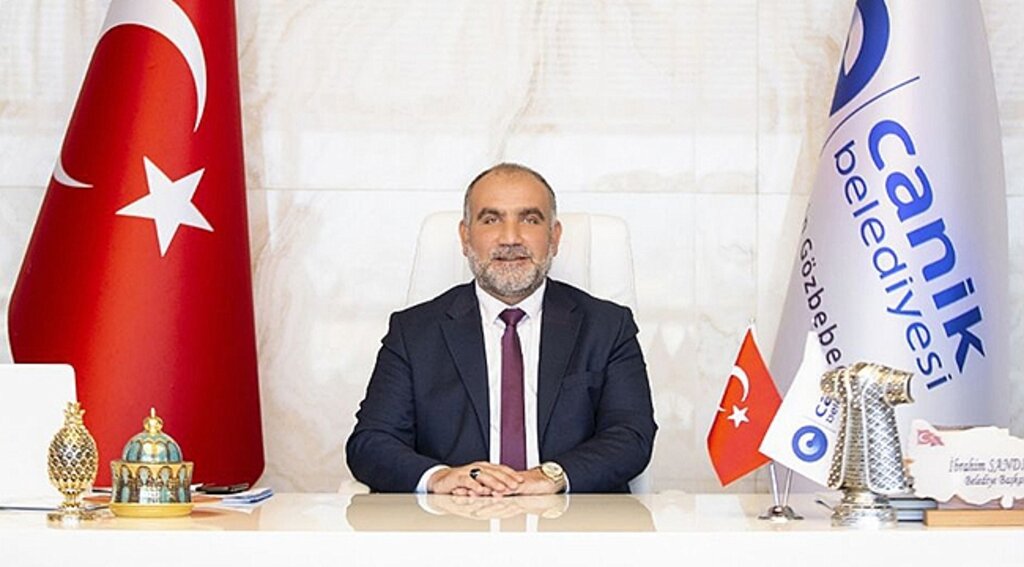 Türk Milletinin Onur ve İman Mücadelesinin Sembolüdür