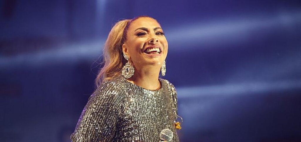 Antalya Food Fest gastronomi dünyasına ışık tutuyor Başkan Böcek festival alanında halkla buluştu Işın Karaca'dan muhteşem konser