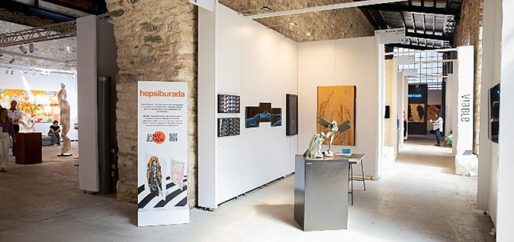 Çağdaş Sanatın Yeni Dijital Noktası SanatBurada Contemporary İstanbul’da Sanatseverlerle Buluştu