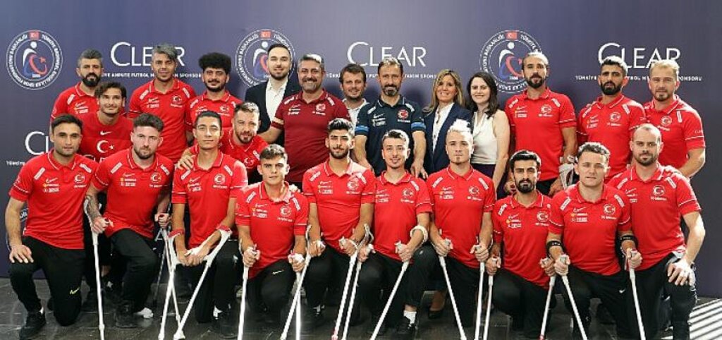 Clear, Türkiye Ampute Futbol Milli Takımı sponsorluğunu, basın toplantısıyla duyurdu