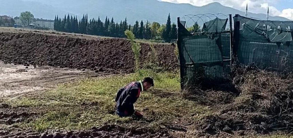 Çukura düşen yavru köpeği A Takımı kurtardı