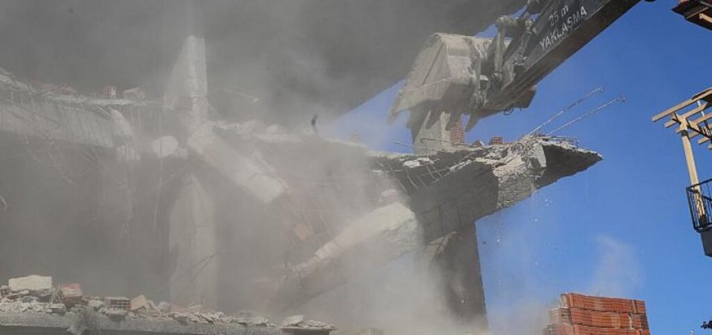 Gölcük’te Yıkılan Orta Hasarlı Ya Da Metruk Sayısı 103 Oldu