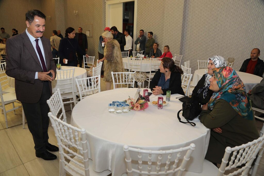 Başkan Deveci’den üniversitelilere çağrı: “Atakumlu olun” 