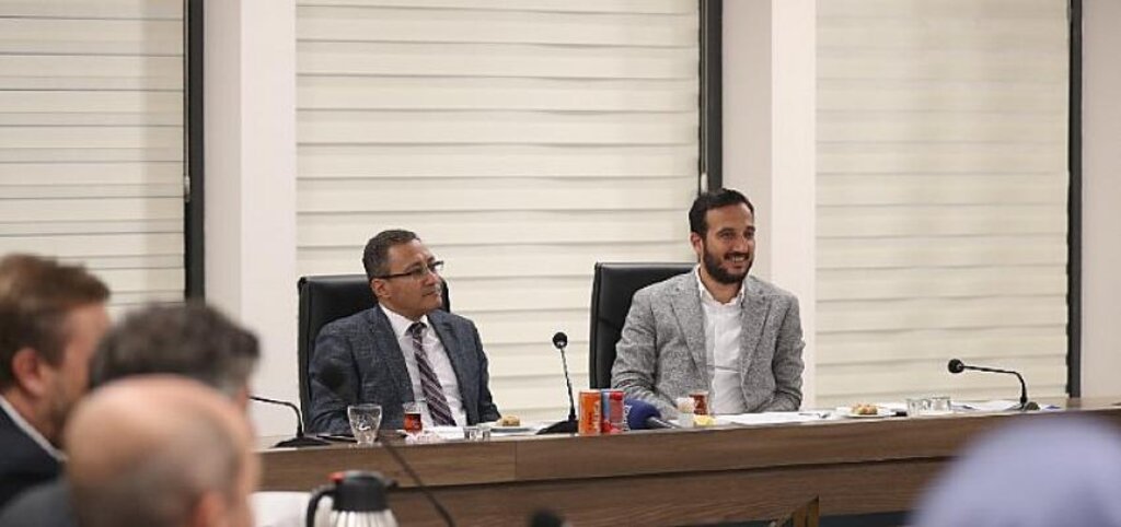 Başkan Özdemir muhtarlar ile bir araya geldi