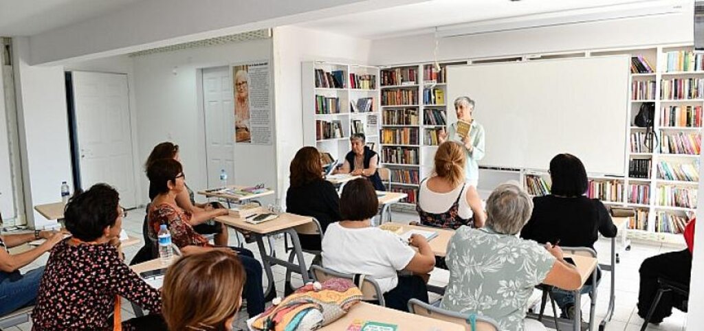 Çiğlili Kadınların Yazma Serüveni Sürüyor