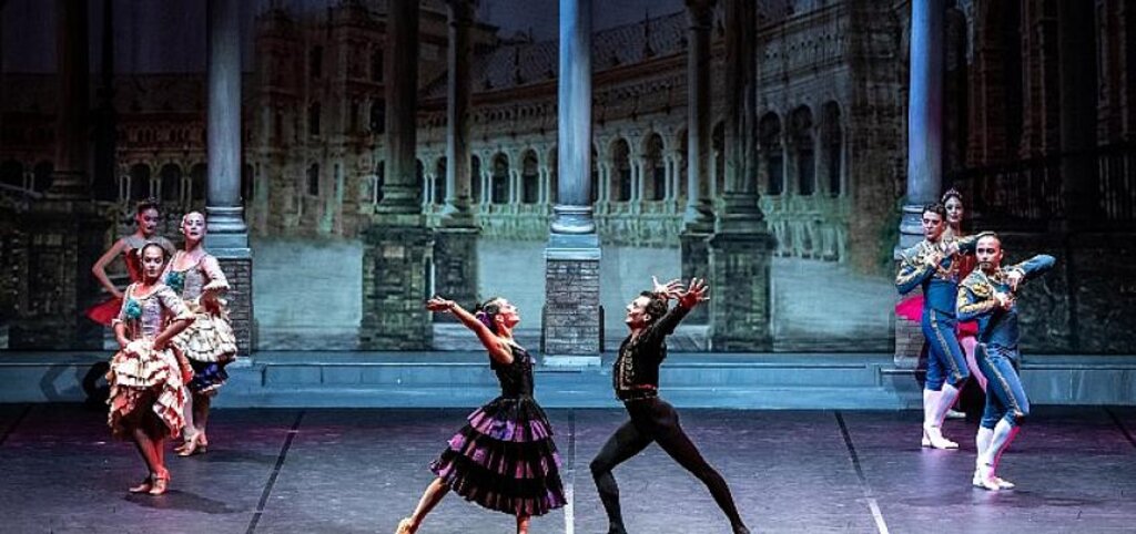 Don Kişot Balesi AKM'de Sanatseverlerle Buluştu