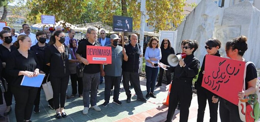 Efes Selçuk'tan İran'a Direniş Desteği: Kadın, Yaşam, Özgürlük