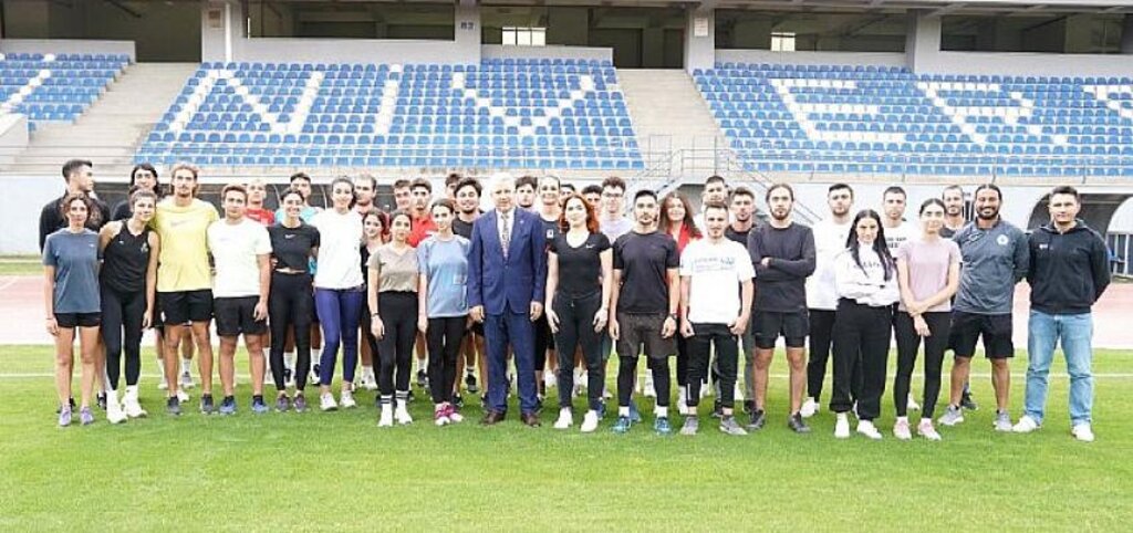 EÜ 20 Mayıs Stadyumu çimleri yeni sezona hazır