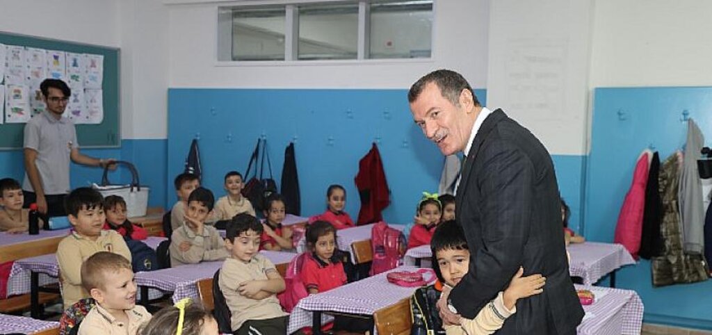 İlkokul Öğrencilerine Ücretsiz Ağız Bakım Seti