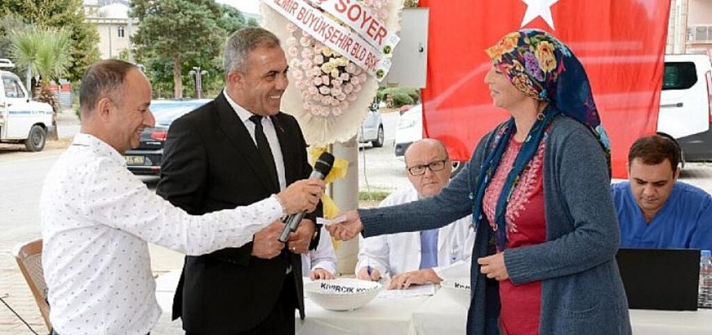 İzmir Büyükşehir Belediyesi'nde 34 üreticiye daha hayvan desteği