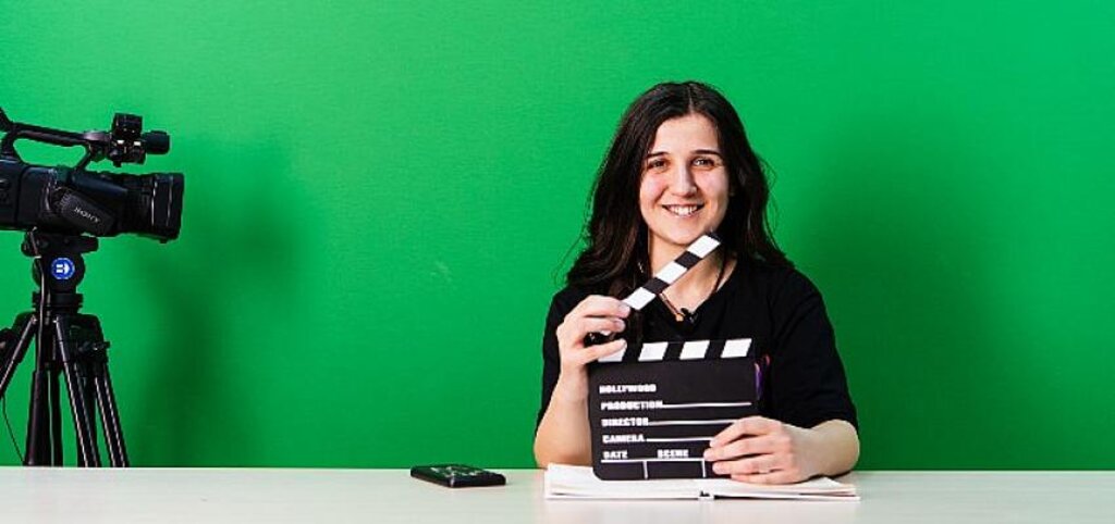 Kekemeliğe Dair Tabuları Yıkan İletişimci: Sabancı Vakfı Fark oluşturan Seda Fırın