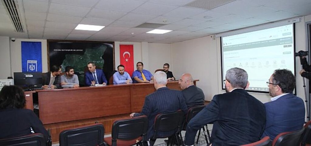 Körfez'in dip çamuru temizlenecek