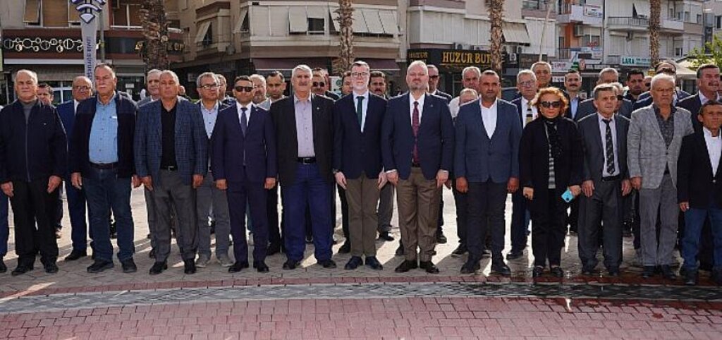 Menemen'de Muhtarlar Günü Törenle Kutlandı