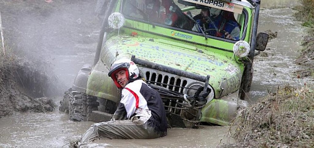 Offroad Severler Bursa'da Buluşuyor