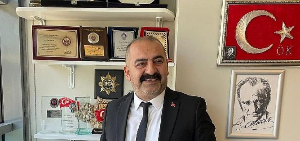 Ömer Kurt'un on parmağında on marifet