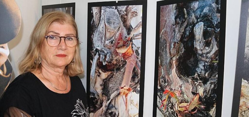 Ressam Leyla Buhara'dan İlginç Sergi