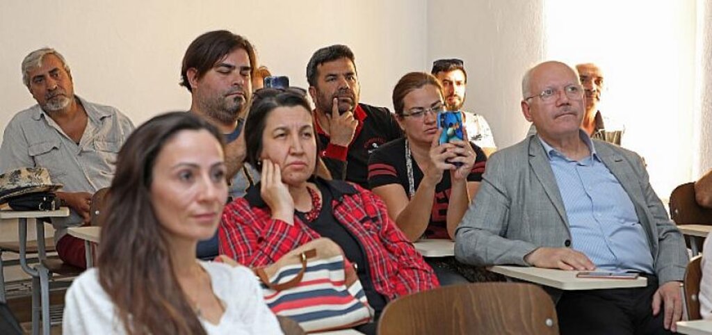 Antalya Büyükşehir’den bal gibi eğitim