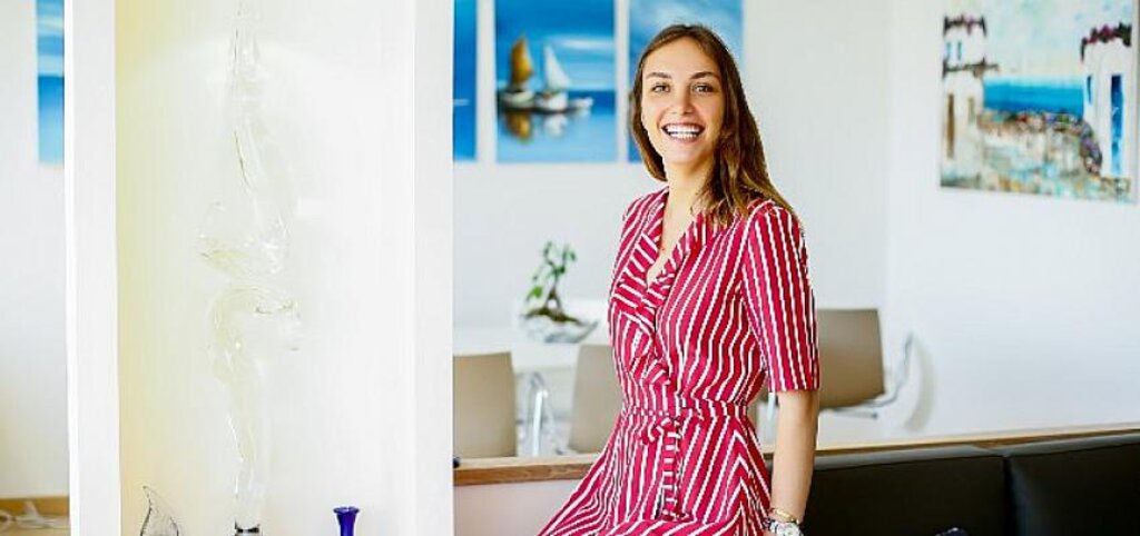 Ayvaz'ın elektrikli otomobili Yorglass’ın Bolu fabrikasında