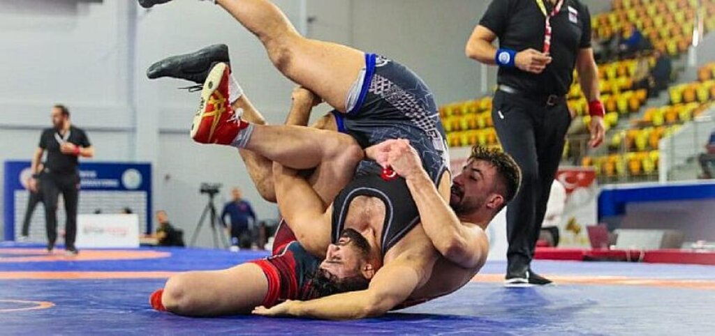 Güreş Süper Lig heyecanı D-Smart'ta yaşanacak