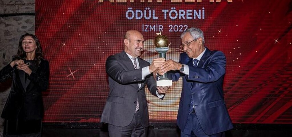Turizmin Oscar ödülü İzmir Büyükşehir Belediyesi'ne