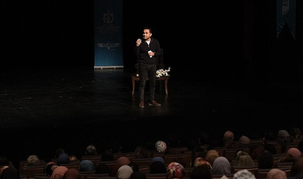 Aile Mektebi'nin konuğu Beyhan Budak oldu