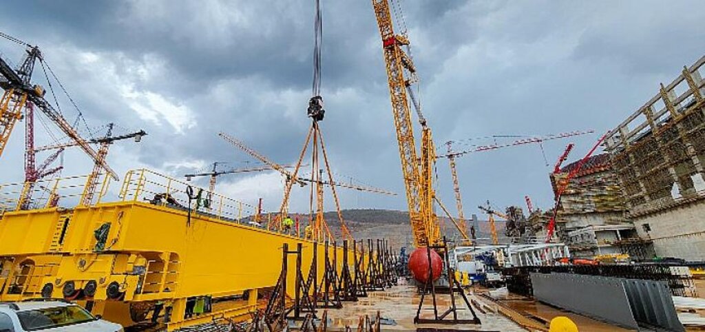 Akkuyu NGS’nin 1’inci Ünı̇tesı̇ne Ait Türbin Binasında İlk Köprülü Vı̇ncı̇n Montajına Başlandı