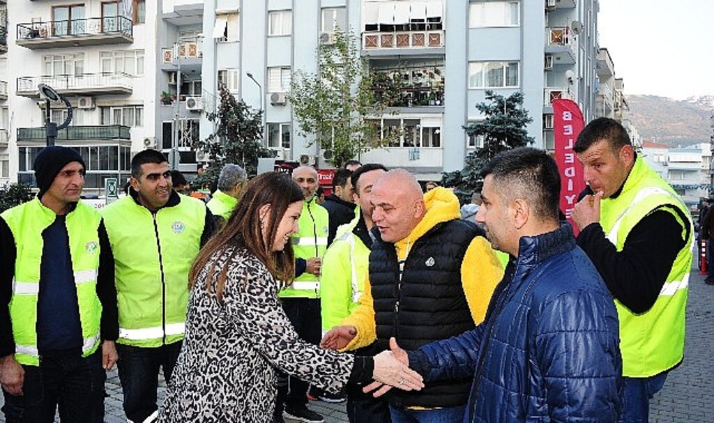 Balçova'da yeni yıl, işçiye maaş zammı ile geldi