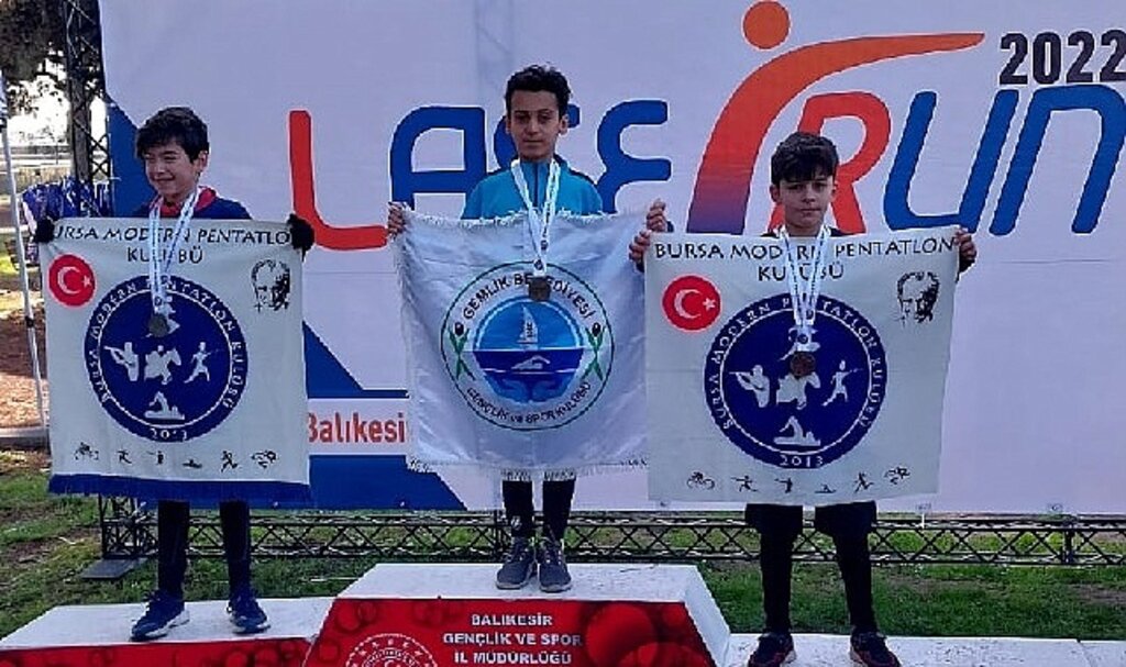 Bandırma Laser Run'a Gemlik Belediyespor Damgası
