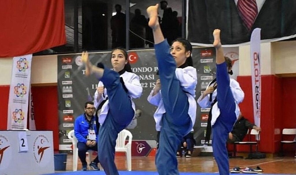 Bayraklı Belediyesinden tekvandoda Türkiye derecesi