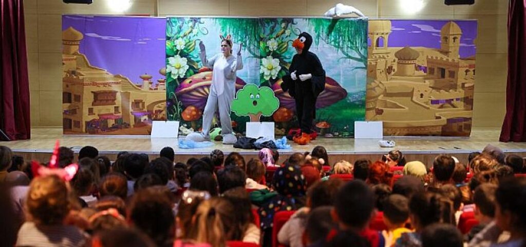 Buca Belediyesi etkinliğine yoğun ilgi