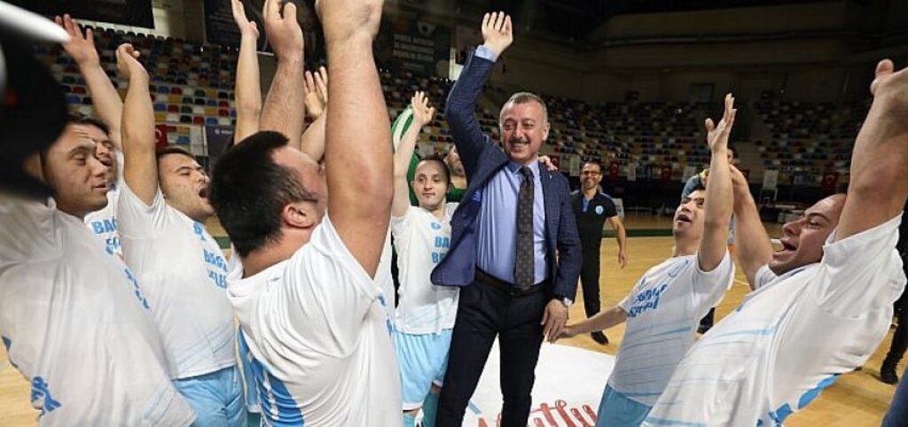 Büyükakın: Futsal Dünya Kupası'na talibiz