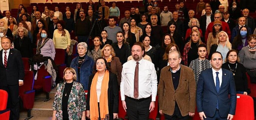 Çiğli'de “Kadının Siyasetteki Yeri” Konuşuldu