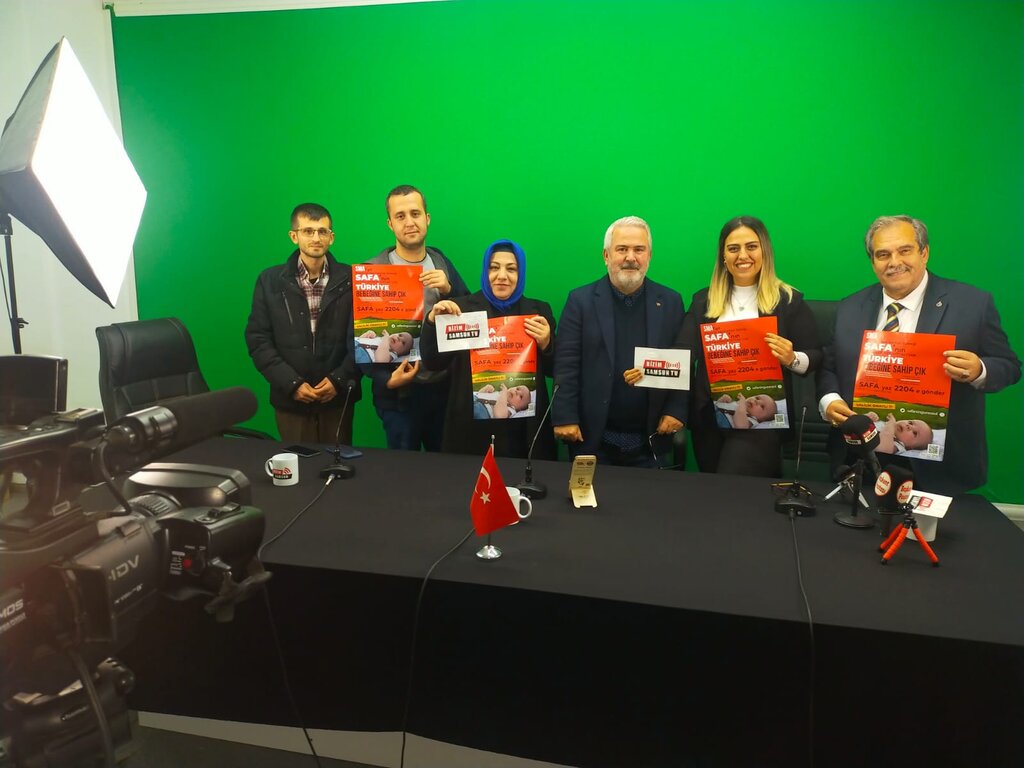 SMA tip 1 SAFA'nın desteğine BİZİMSAMSUN TV Canlı yayında nefes olmaya çalıştı.