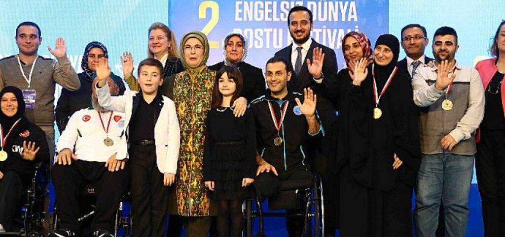 Emine Erdoğan:Bağcılar Belediyesi'nin tüm belediyelerimize örnek olmasını diliyorum