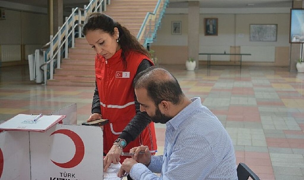 Her Damla Kan Bir Can!