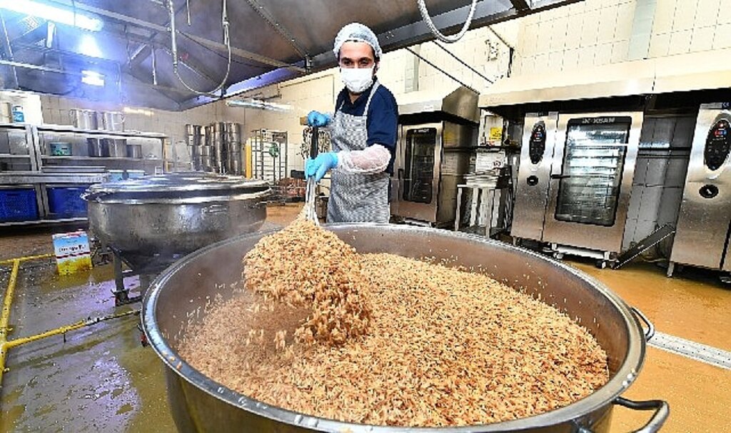 İzmir Büyükşehir Belediyesi 2022'de yine yurttaşın yanındaydı