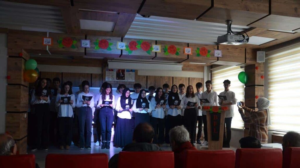 Bafra Fen Lisesi'nde Sevgili Peygamberim Hz.Muhammed (s.a.v) Programı