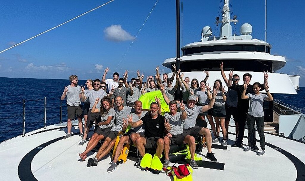 Türkiye'de Üretilen En Büyük Mega Yat Victorious'tan Atlantik Okyanusunun Ortasında Nefes Kesen Kurtarma Operasyonu