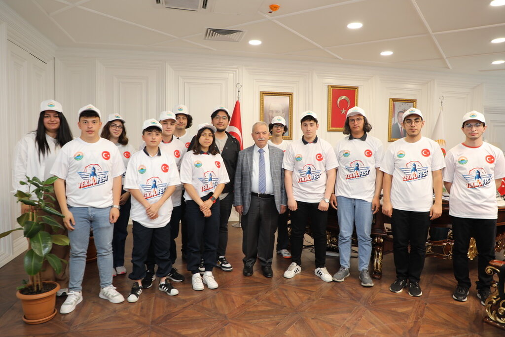 DEMİRTAŞ PROJE TAKIMLARINA TEKNOFEST 2023 YER ALMALARI İÇİN ÇAĞRIDA BULUNDU