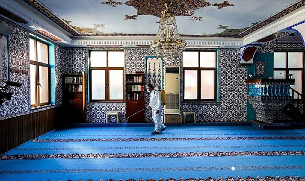 Bayraklı'da hijyen seferberliği!